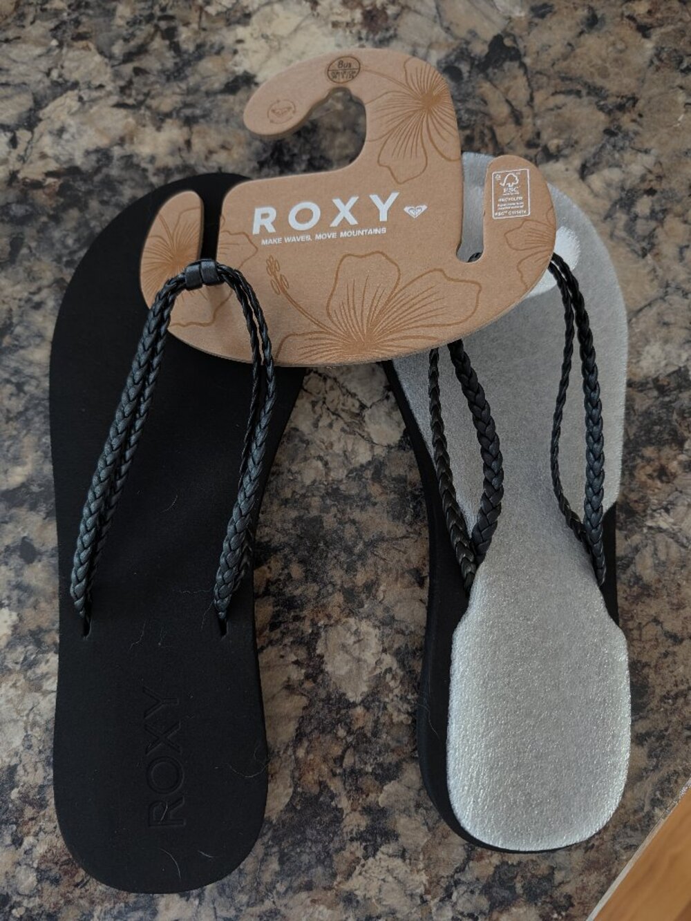 New Women's Roxy Black Sandals Size 8